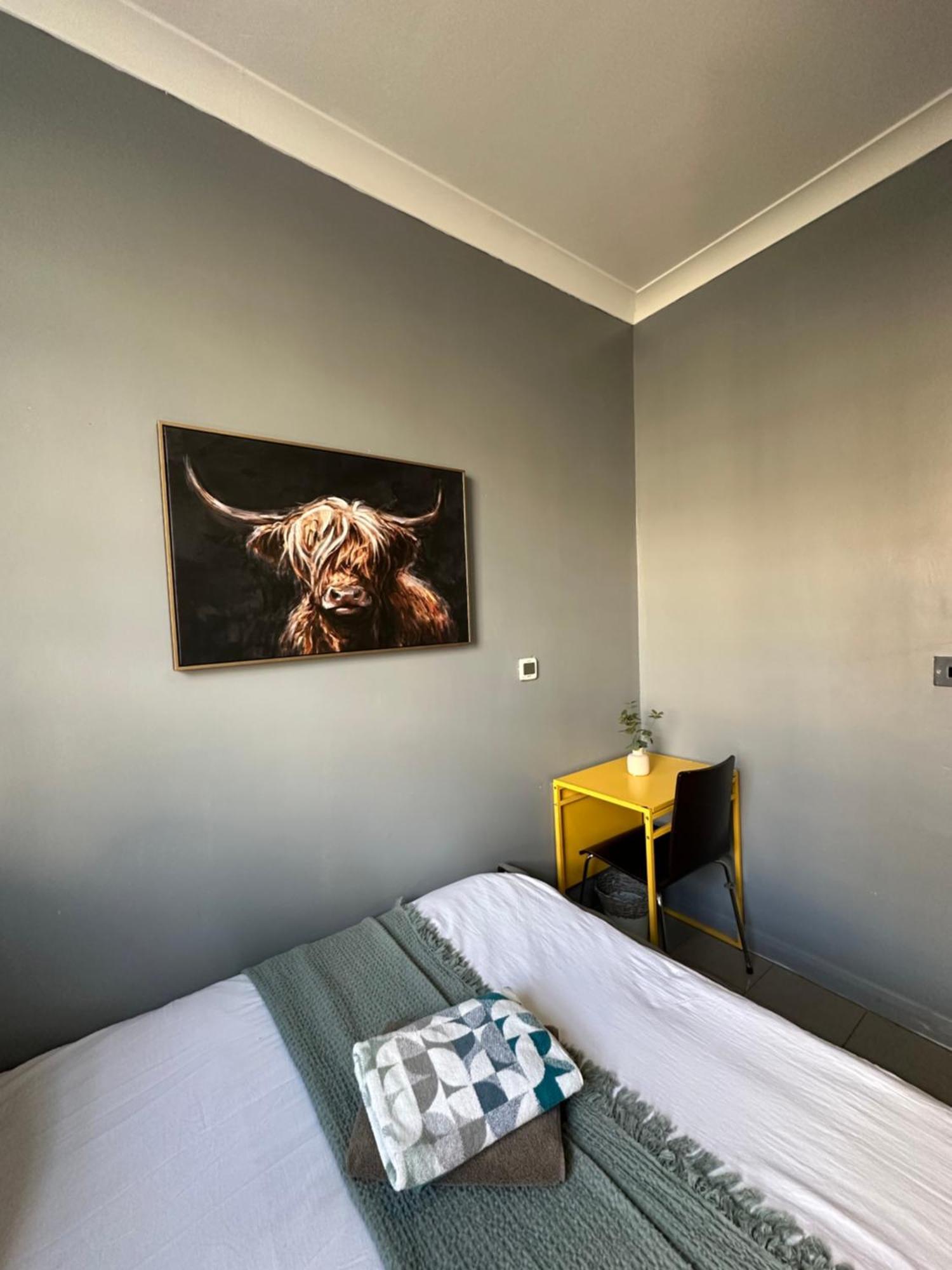 "Bright & Spacious" 3 Bedroom Flat By Kings Cross, St Pancras Station!!!!64 London Bagian luar foto