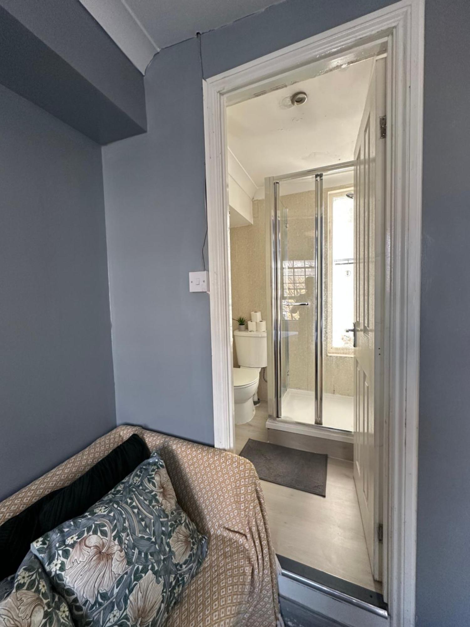 "Bright & Spacious" 3 Bedroom Flat By Kings Cross, St Pancras Station!!!!64 London Bagian luar foto
