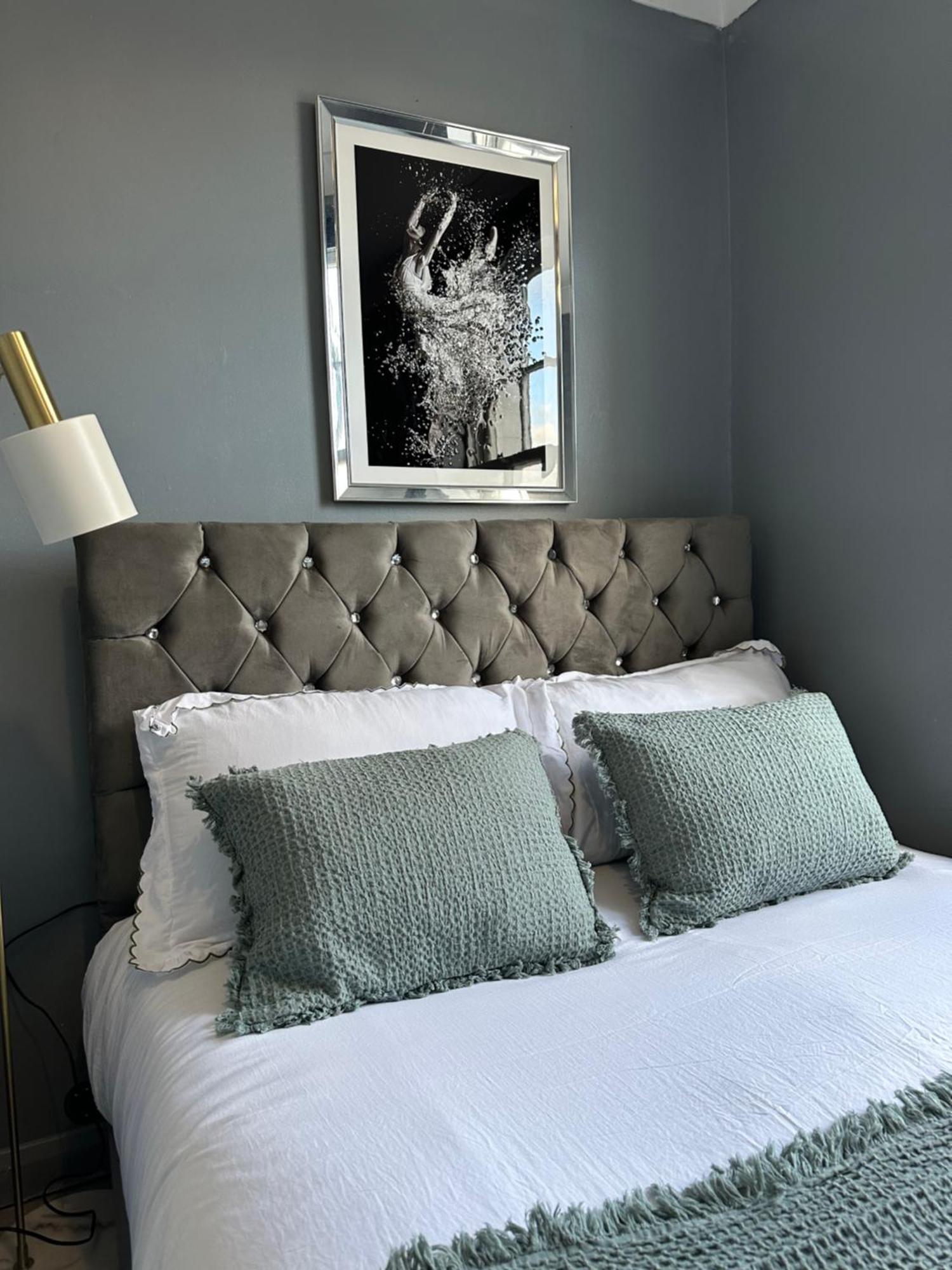 "Bright & Spacious" 3 Bedroom Flat By Kings Cross, St Pancras Station!!!!64 London Bagian luar foto