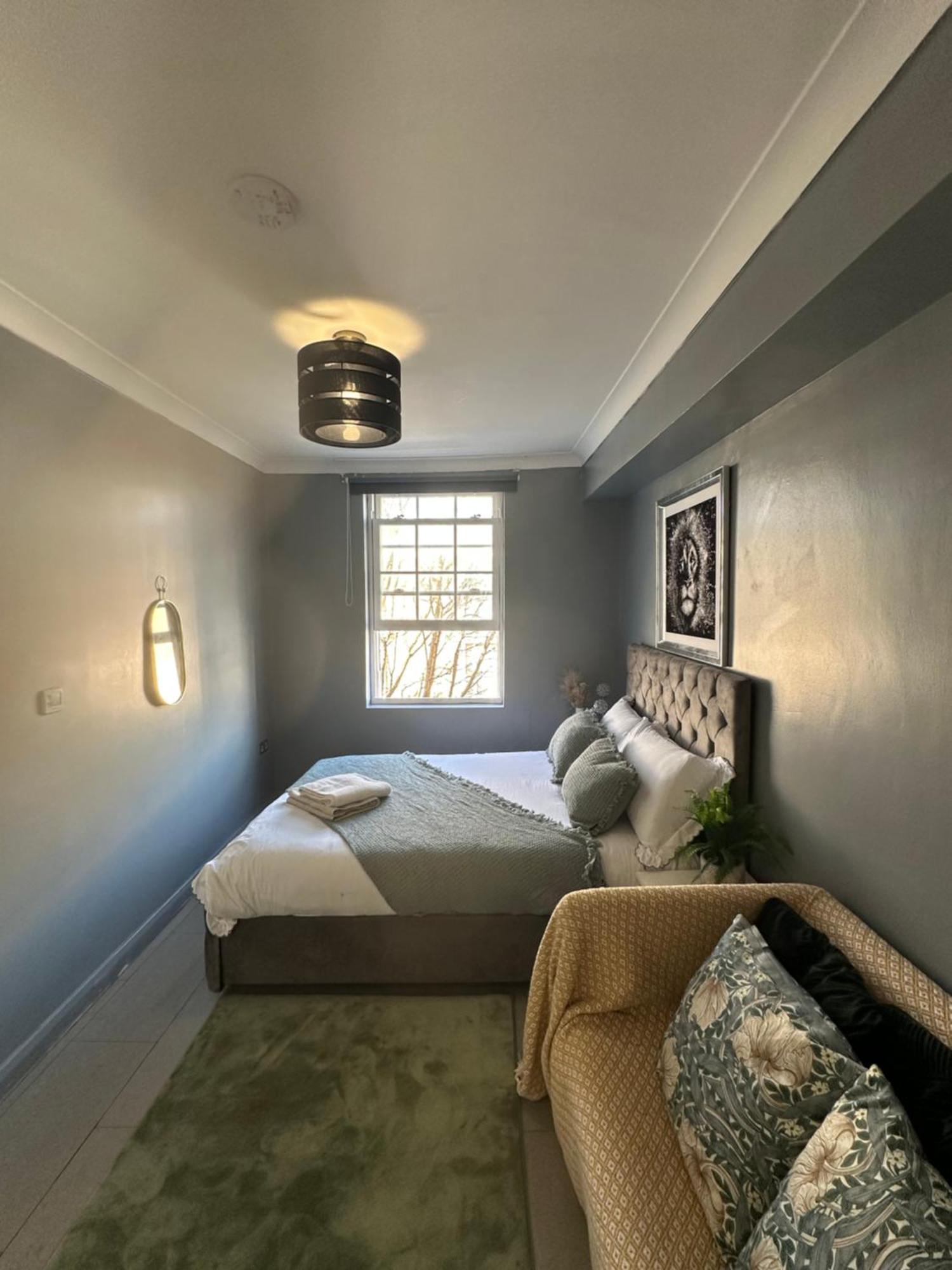 "Bright & Spacious" 3 Bedroom Flat By Kings Cross, St Pancras Station!!!!64 London Bagian luar foto